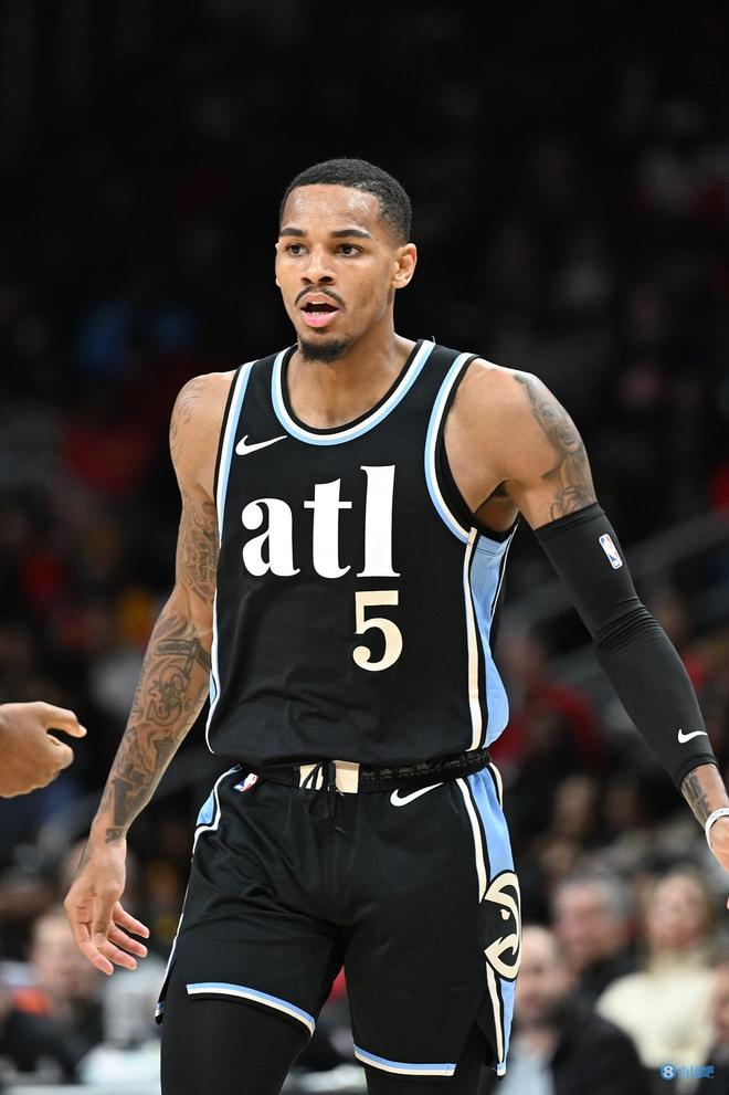 孙颖莎等 孙颖莎等