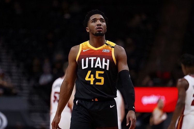 球压迫来打 球压迫来打