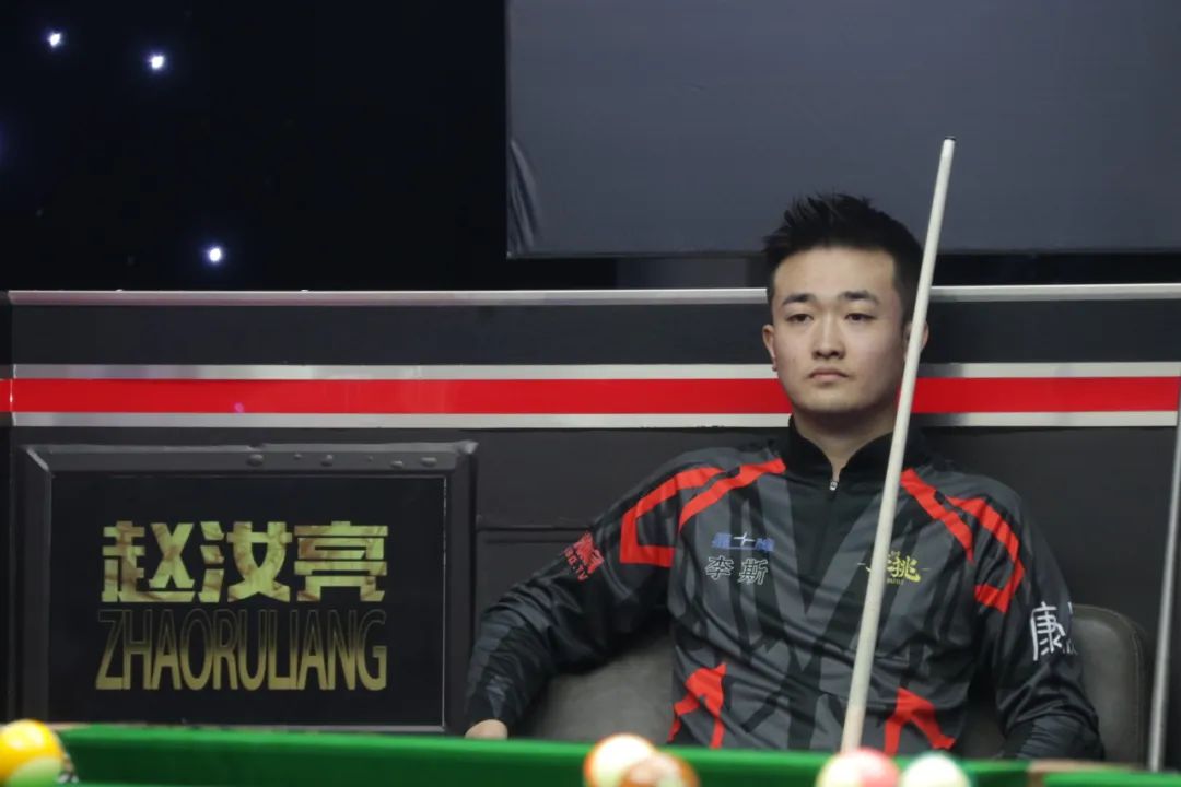 期坚持的底 期坚持的底